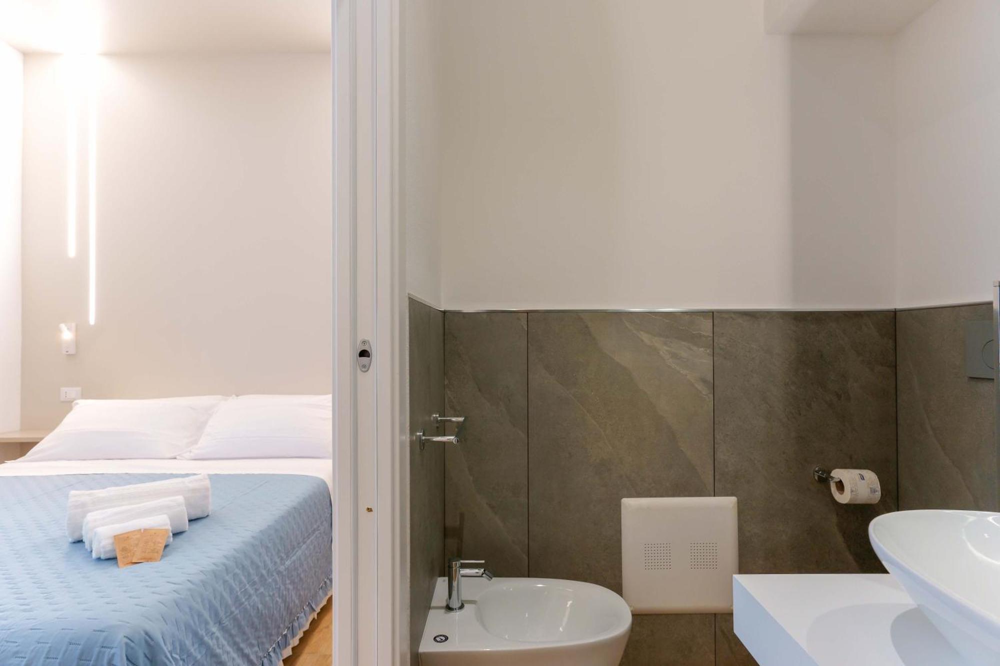 Aqua Comfort Rooms - Eja Sardinia กาญารี ภายนอก รูปภาพ